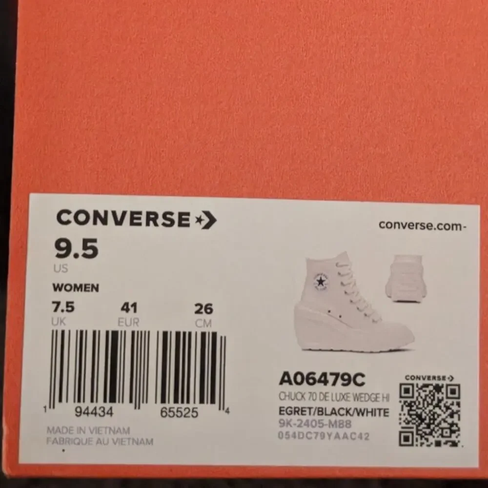 Converse Women’s High-Top Platform Sneakers in Off-White - Picture 6 of 8